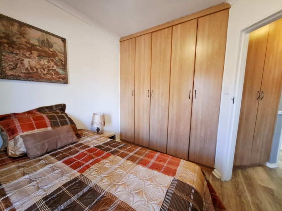 2 Bedroom Property for Sale in Langenhovenpark Free State